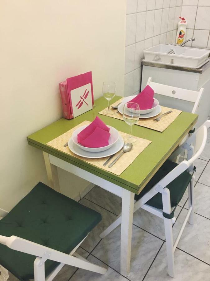 Adrienn Apartment بودابست المظهر الخارجي الصورة